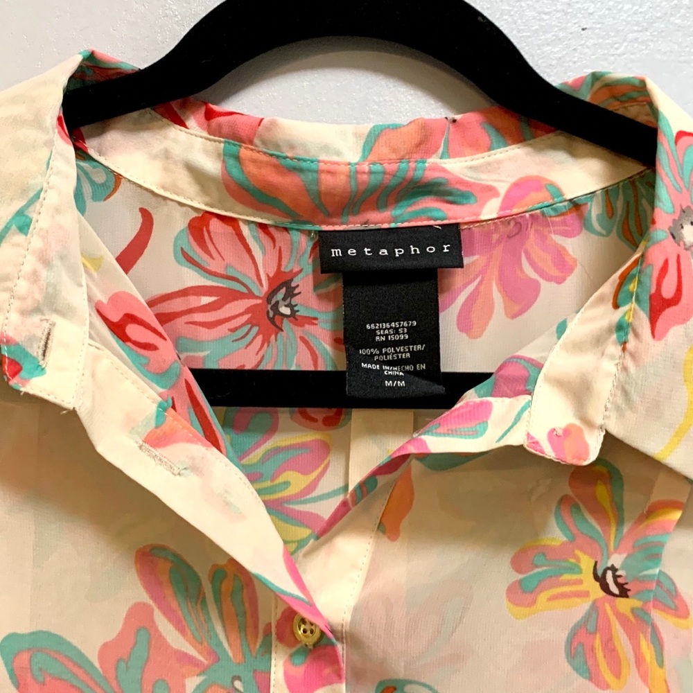 Metaphor button down blouse Medium - Picture 2 of 3